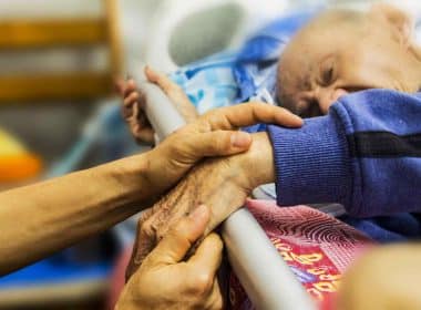 elderly man in hospice care