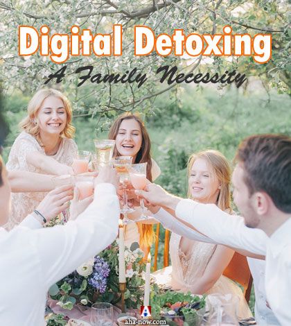 A group of family and friends digital detoxing on a picnic